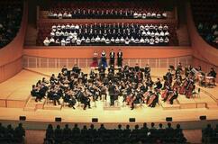 日韓国交６０年祝う歌声