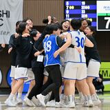 白鴎大７年ぶりインカレＶ　女子バスケ決勝　東京医療保健大に79-69