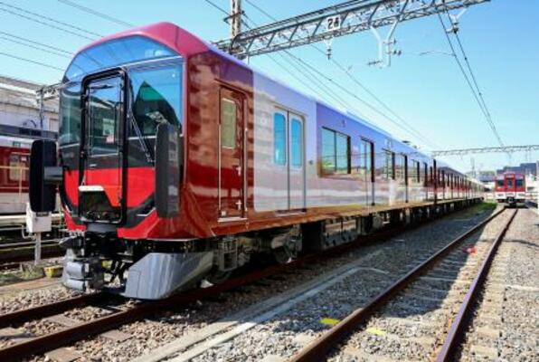 　有料座席指定サービス「すわれ～る」が導入される近鉄の新型車両「６Ａ系」
