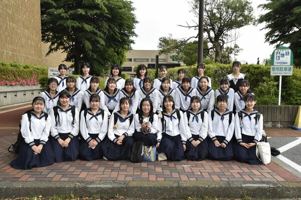 参加発表部門最優秀賞の真女