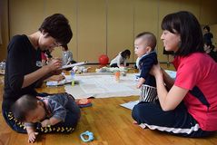 県内企業／育休中の支援広まる／産後ケアや講座など導入／円滑復帰、雇用継続へ期待