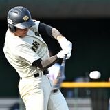 作新猛攻、五回コールド　完封で駿台甲府下す　秋季関東高校野球１回戦