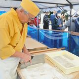 やっぱり上南摩町のそばはうまい!　鹿沼でそば祭り　３時間で400食完売