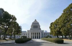 【夕刊】施行から７９年、憲法岐路に