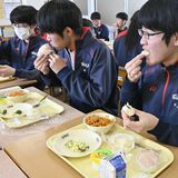 障害者雇用支援で特製パンを給食に　卒業祝い紅白イメージの２種　那須烏山