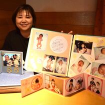 写真を飾る家庭、子の自己肯定感高く　宇都宮・篠原さん、娘の写真をアルバムに
