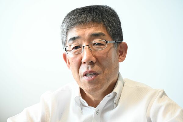 学術賞の創設について説明する中西代表理事=6月中旬、鹿沼市下日向