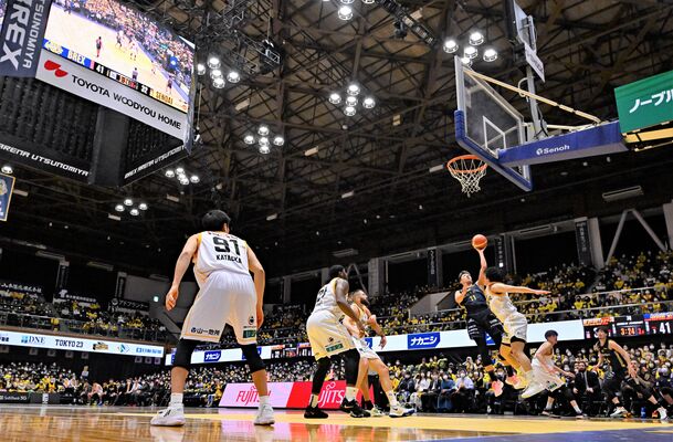多くのファンが詰め掛けた下野新聞社冠試合のブレックス－仙台戦