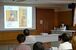 喜多川歌麿の作品について解説する山本学芸員