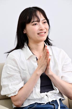 　ゲーム好きで「パズルやアクションよりシナリオをじっくり楽しむ作品が好き。お気に入りは『逆転裁判』シリーズです」と話す千歳まち
