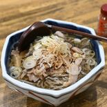【ミヤコレ】栃木県民の舌に合わせた染みわたる一杯　山形の肉そば（Pub…