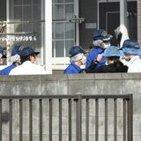 小山の乳児殺害事件、県警が当時の自宅を現場検証