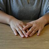 育児や健康の悩みに対しマルチ商法？　知人、SNS通じ商品勧誘　おかしい...と思ったら公的機関などに相談を