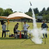 小山で「ロケット甲子園」　関東初開催　７チームが滞空時間など競う