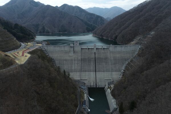 水力発電設備の新増設が検討されている湯西川ダム（国土交通省鬼怒川ダム統合管理事務所提供）