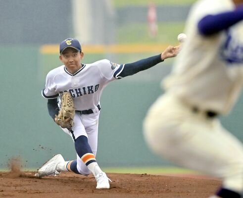 ６回を３安打無失点と好投した栃工の赤羽根＝清原