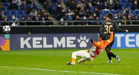 G大阪、追い付き引き分け