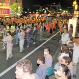 真岡「木綿踊り」大にぎわい　４年ぶり開催、３万５千人来場