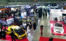 「東京オートサロン」開幕