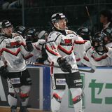 第４セットが流れ呼ぶ　アイスバックス、東北に３－２　守備光り２位浮上