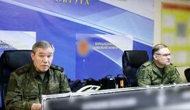 ロシア軍、東部主要都市に迫る