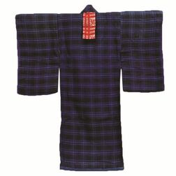 特別な色・形 栃木県立博物館・宮田妙子さん 赤に込めた魔よけの願い 妖怪、子宝、多様な二股