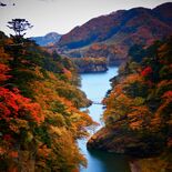塩原渓谷写真コンテスト　福島の大内さん最優秀賞　赤く色づく山々と箒川を…