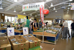 花野果ひろば（ＪＡしもつけ）　「安心と信頼」品数も豊富