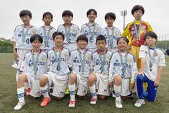 ともぞうＳＣ　逆転で優勝　小学生サッカー前期トップリーグ　負けなし５期ぶり