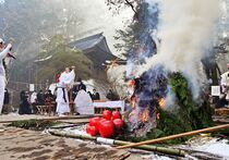 日光興雲律院で「年越大祭」
