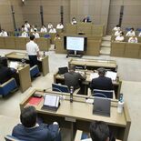 議会答弁の作成期間「短すぎ」　現役の亀岡市職員、わずか２日半で深夜残業…