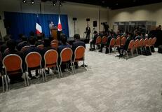 首相記者会見、多数参加できず