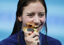 競泳女子50m自由形で世界新