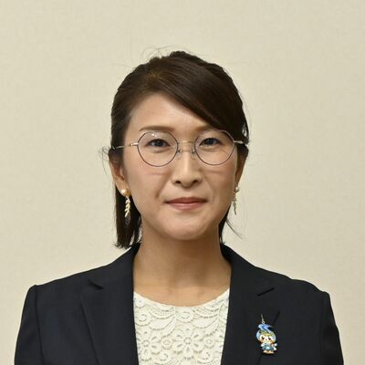 益子純恵氏