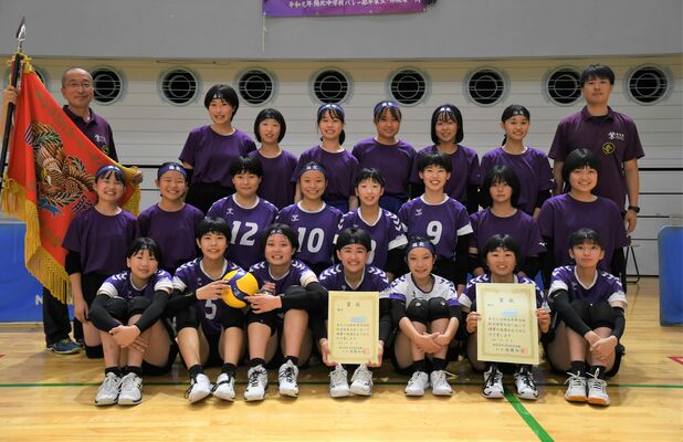 女子優勝の陽北