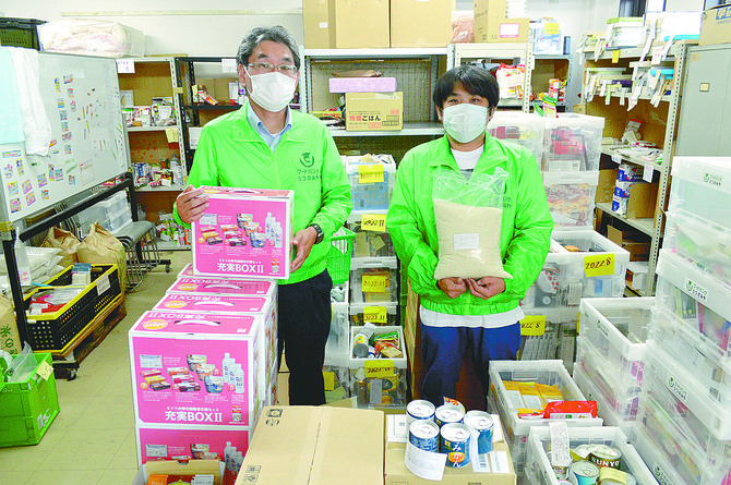 フードバンクうつのみやの徳山篤理事長（写真左）、伊東由晃事務局長