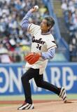 金田正一さんの息子が始球式