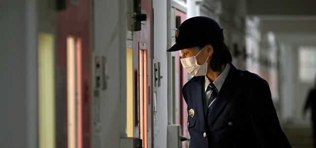 栃木刑務所で受刑者と向き合う刑務官　再会しないための厳しさ　更生の小さな力に【夜に見つめる】