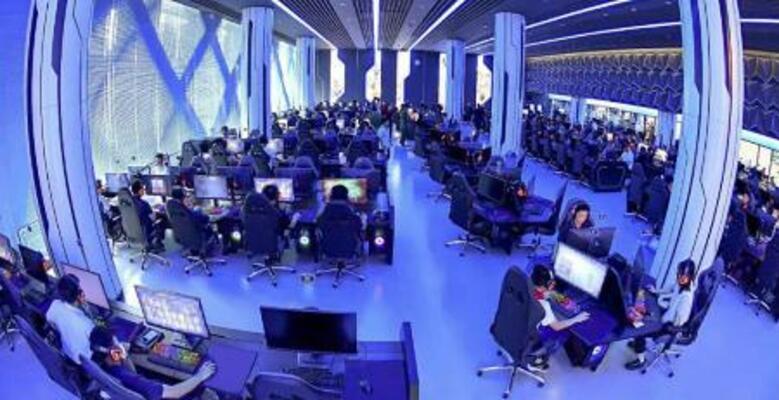 平壌の和盛地区に開業したゲームセンター「和盛コンピューター娯楽館」。9月14日付の労働新聞が掲載した(コリアメディア提供・共同)