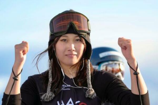 　スロープスタイル第２戦女子で、今季初優勝を果たした村瀬心椛＝ラークス（共同）