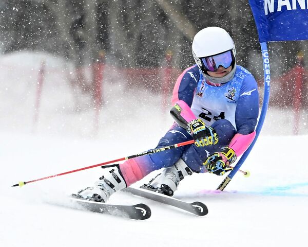 少年男子大回転で５位入賞した森田（足大付高）＝青森県大鰐町の大鰐温泉スキー場、森田大地撮影