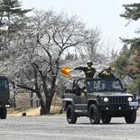 陸自宇都宮駐屯地で創立75周年記念行事　6000人来場　観閲行進や模擬…