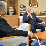 今季の戦いぶりを報告　バックスが知事表敬