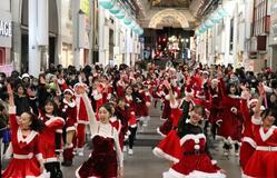 「Ｘマス」ダンスで祝おう