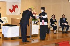 優良従業員75人を日光商議所が表彰