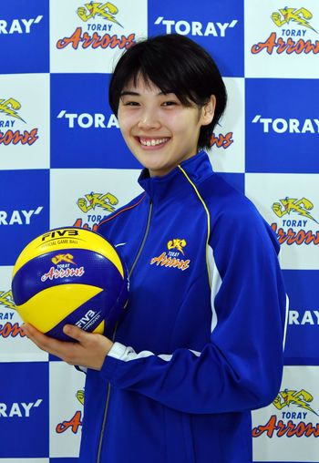 女子バレーボール 東レアローズ 黒後愛選手 サインボール クリアケース付 女子バレーボール 東レアローズ 黒後愛選手 サインボール クリア