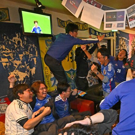 “歴代最強”上々の船出　栃木県内のスポーツバーに30人　強豪オランダから貴重な勝ち点１「ベストに近い」