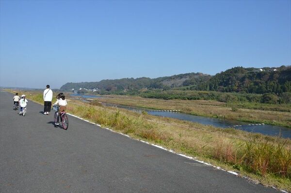 コース終盤の那珂川沿いの堤防