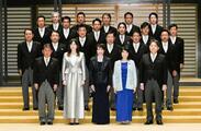 高市内閣発足、初の女性首相