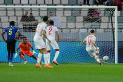 チュニジア、決勝トーナメントへ